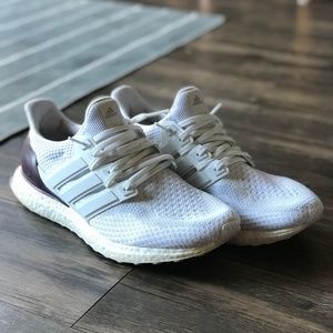 adidas Ultraboost 2.0 Texas A&M Exclusive - 10.5M